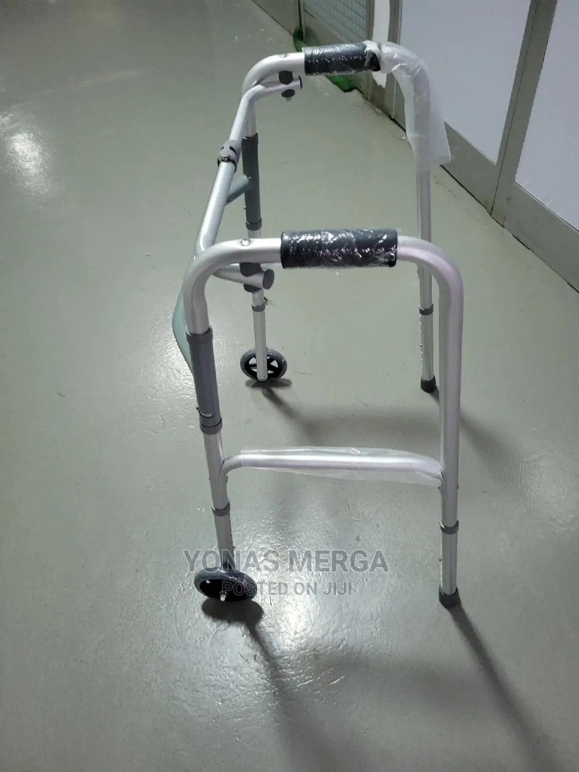 Folding Aluminium Walker With Wheels