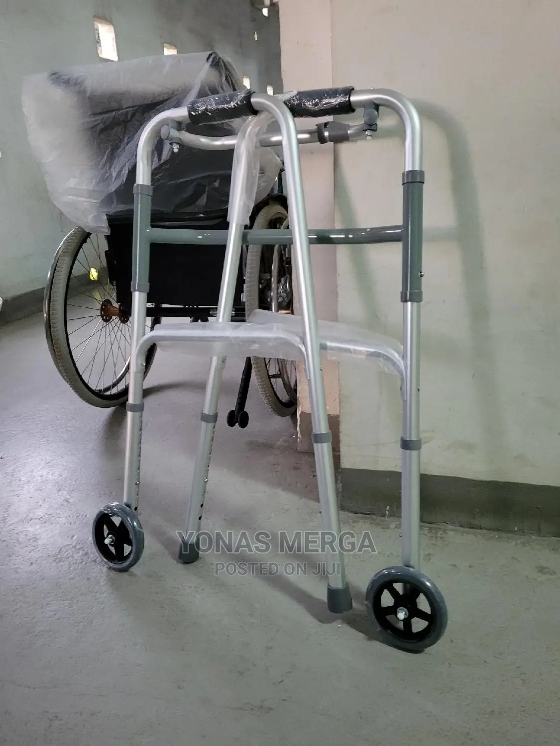 Walker,Foldable, Aluminum With Wheel