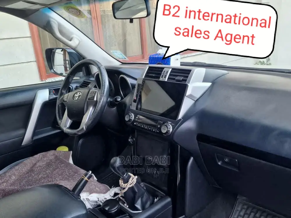 Toyota Land Cruiser Prado 2016 White