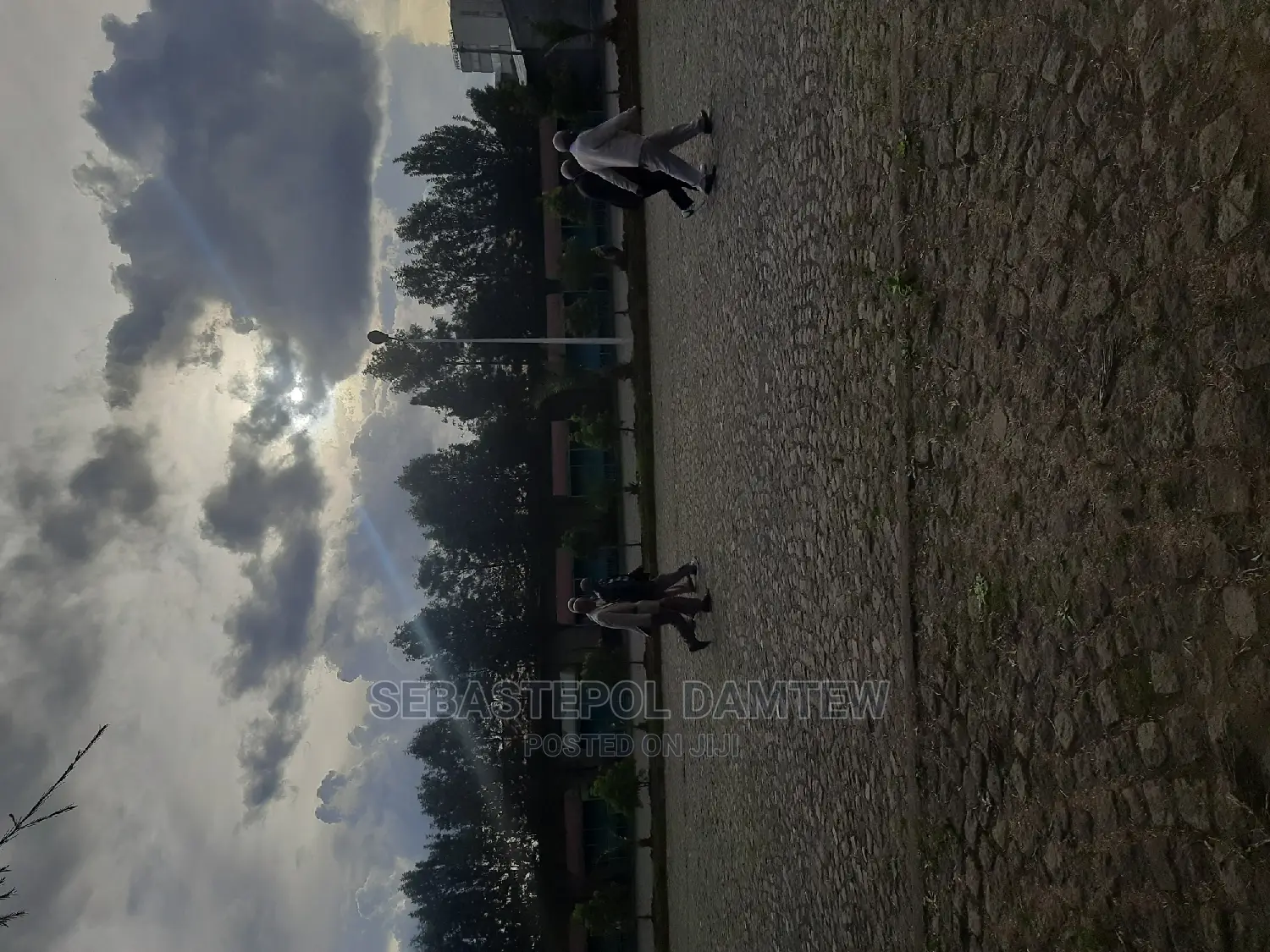 750 M2 Land + 4 Services for Sale