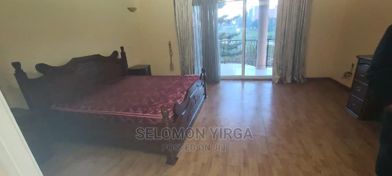 Furnished 6bdrm House in አድስ አበባ, Bole for rent