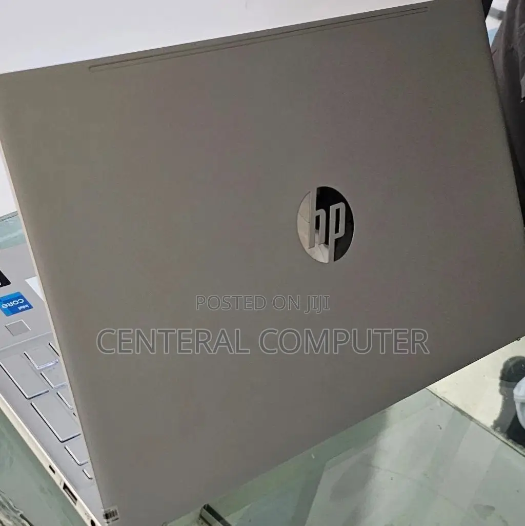 New Laptop HP Pavilion 11 16GB Intel Core I7 SSD 512GB