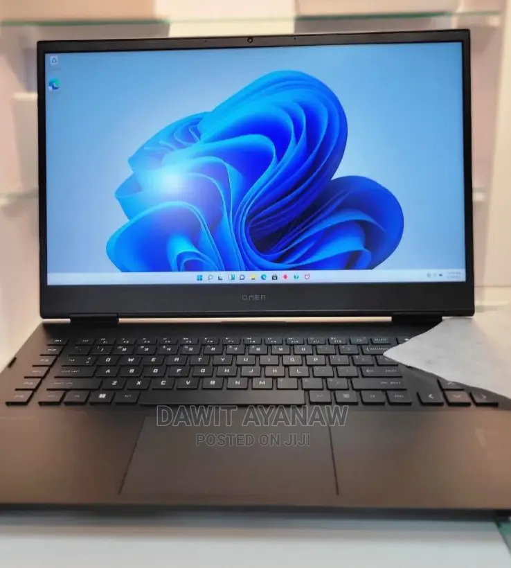 New Laptop HP 16GB Intel Core I7 SSD 512GB