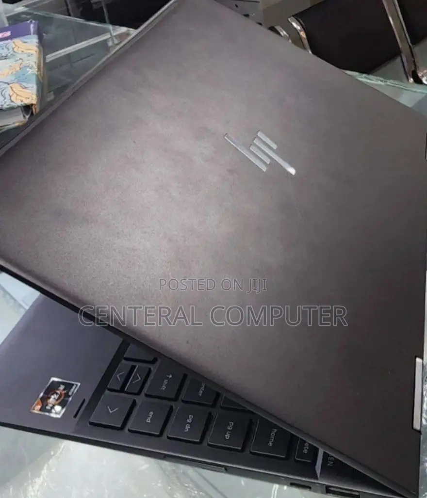 New Laptop HP Envy 13 8GB AMD Ryzen 3 SSD 512GB