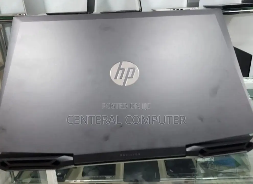 New Laptop HP Pavilion 14-Ce3064st 16GB Intel Core I7 SSD 512GB