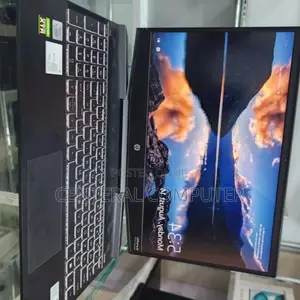 New Laptop HP Pavilion 14-Ce3064st 16GB Intel Core I7 SSD 512GB