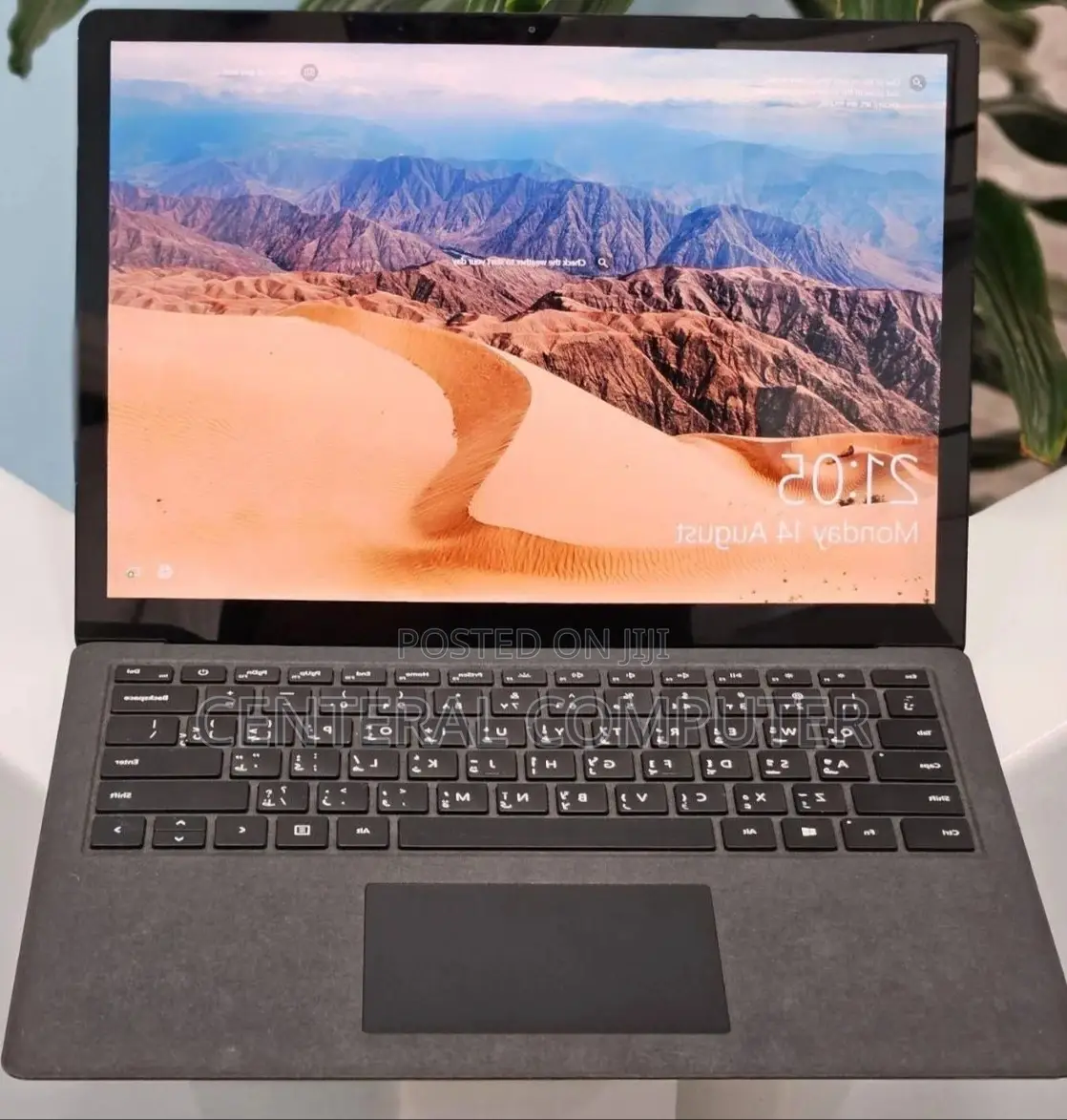 New Laptop Microsoft Surface Laptop 2 8GB Intel Core I7 SSD 256GB