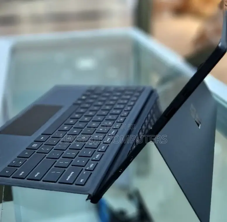 New Laptop Microsoft Surface Pro 6 8GB SSD 256GB