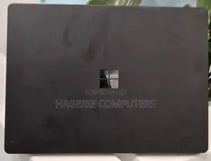 New Laptop Microsoft Surface Laptop 2 8GB Intel Core I7 SSD 256GB