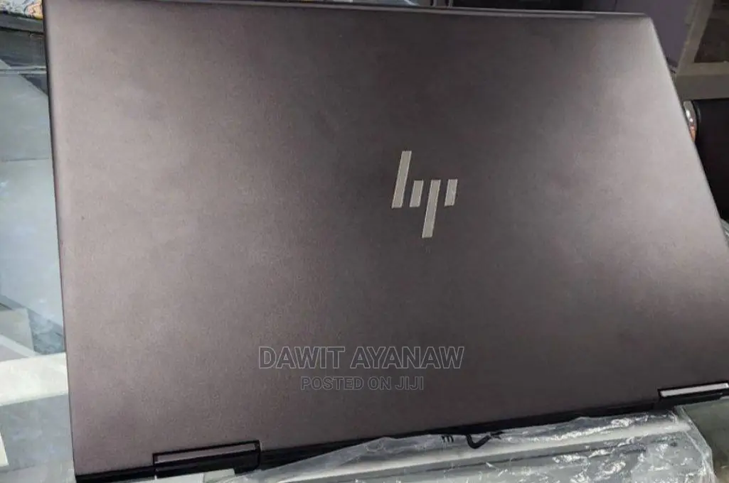New Laptop HP 8GB AMD Ryzen 3 SSD 512GB