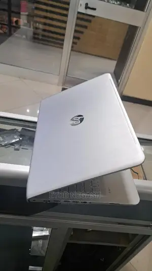 New Laptop HP EliteBook 840 G3 8GB Intel Core I7 SSD 256GB