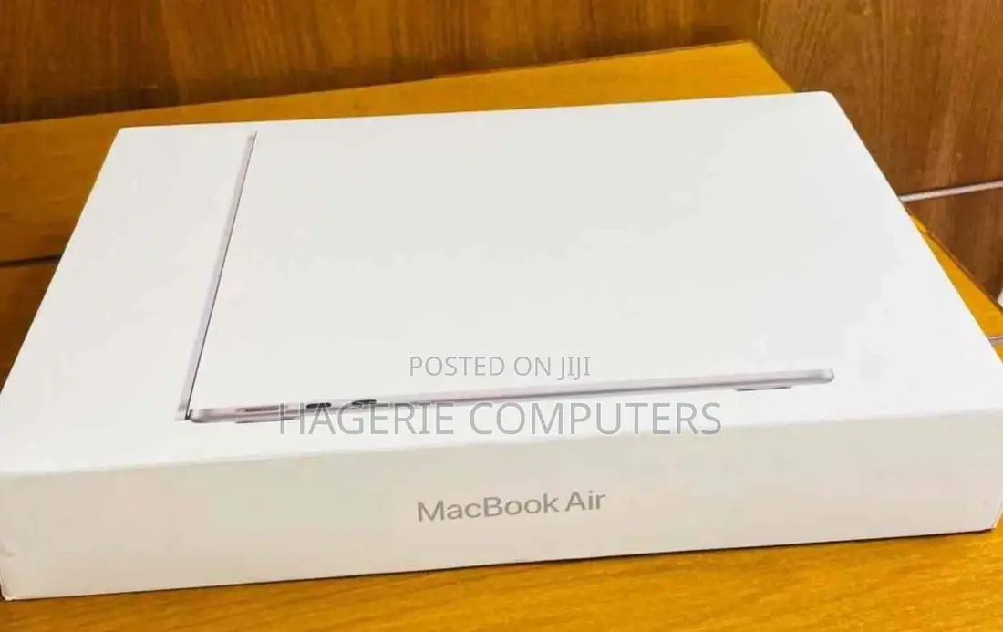 New Laptop Apple MacBook Air 2020 M1 8GB Apple M2 SSD 256GB