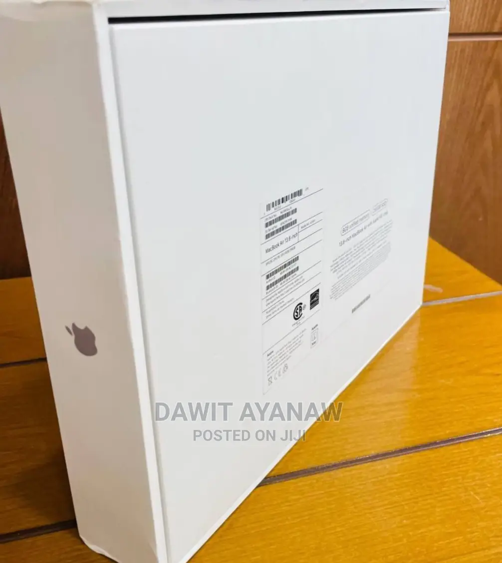 New Laptop Apple MacBook Air 2020 8GB Apple M2 SSD 256GB