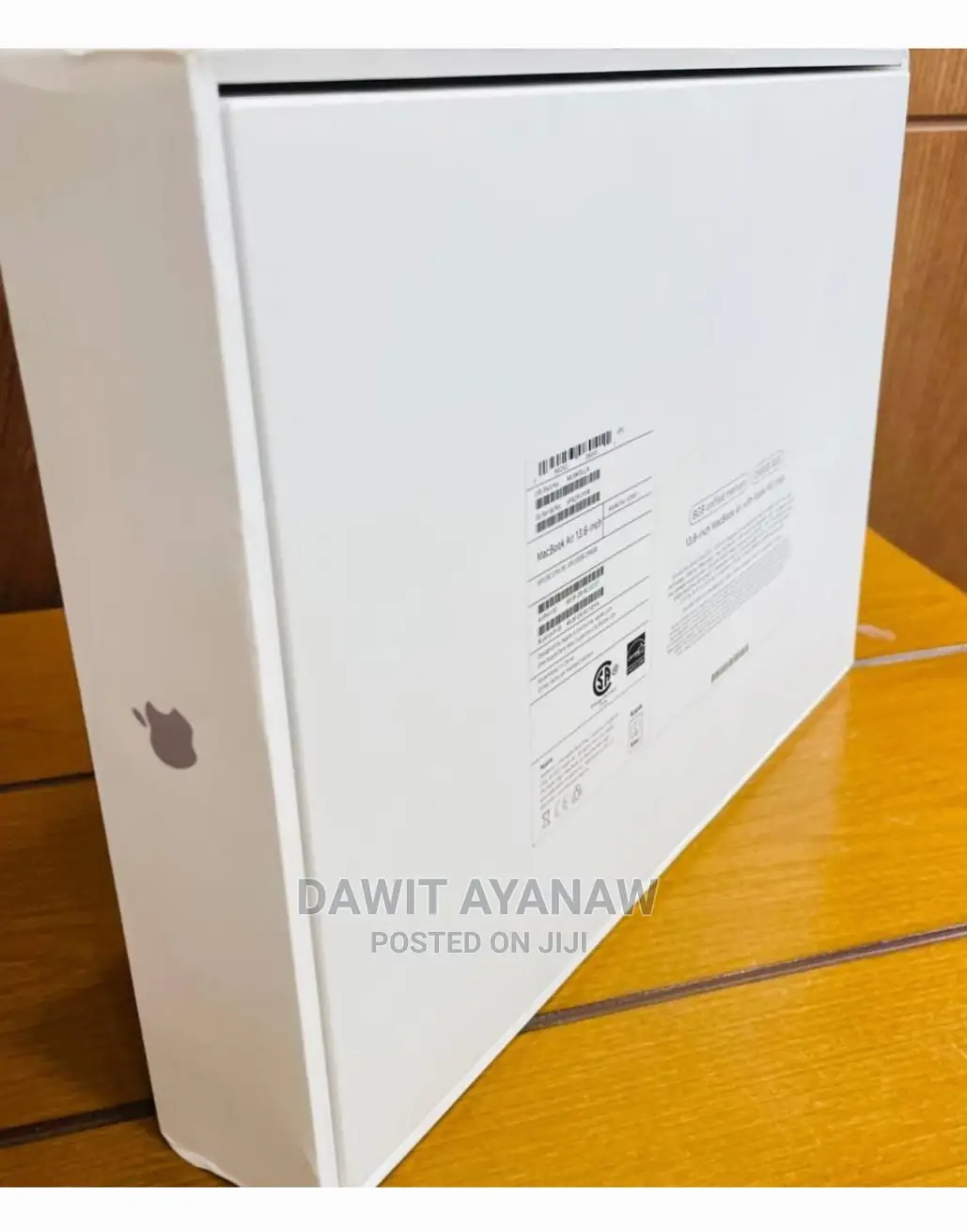 New Laptop Apple MacBook Air 2020 8GB Apple M2 SSD 256GB