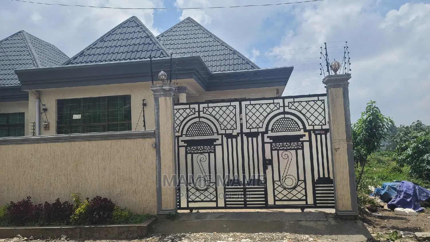 3bdrm Villa in Addis Abeba, Bole for sale