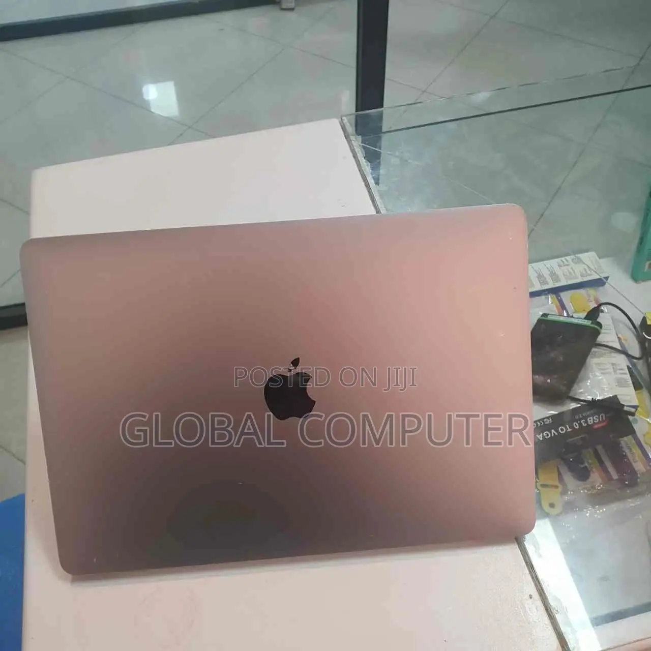 New Laptop Apple MacBook Pro 2016 8GB Intel Core I5 SSD 256GB