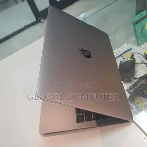 New Laptop Apple MacBook Pro 2016 8GB Intel Core I5 SSD 256GB