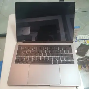 New Laptop Apple MacBook Pro 2016 8GB Intel Core I5 SSD 256GB