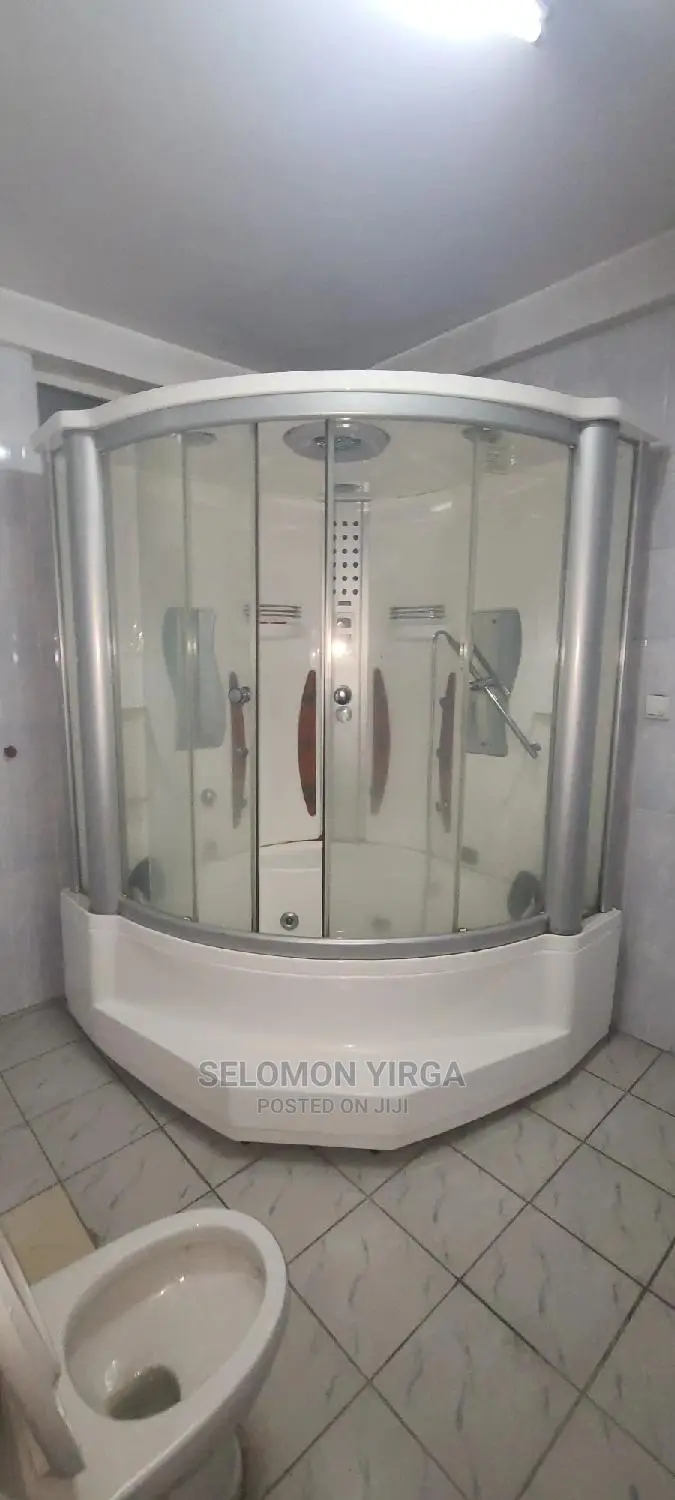 Furnished 6bdrm House in አድስ አበባ, Bole for rent