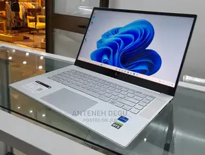 New Laptop HP Envy 15 16GB Intel Core I7 SSD 1T