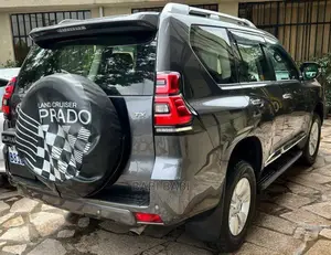 Toyota Land Cruiser Prado 2020 Gray