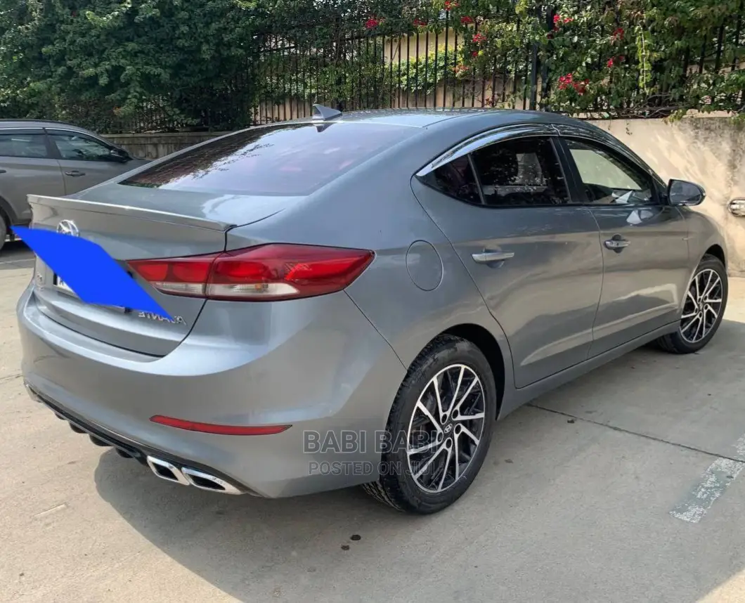 Hyundai Avante 2015 Gray