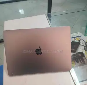 New Laptop Apple MacBook 2016 8GB Intel Core I5 SSD 256GB