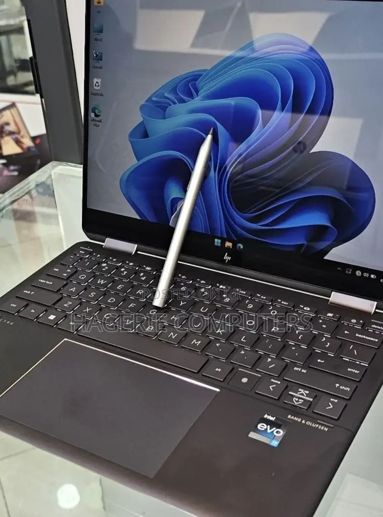 New Laptop HP Spectre X360 15t 16GB Intel Core I7 SSD 1T