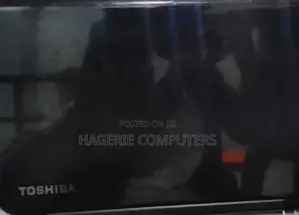 New Laptop Toshiba Satellite C55 8GB Intel Core I7 SSD 256GB