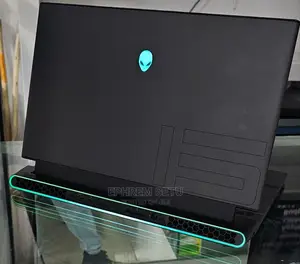 New Laptop Alienware Area-51m 16GB Intel Core I7 SSD 512GB