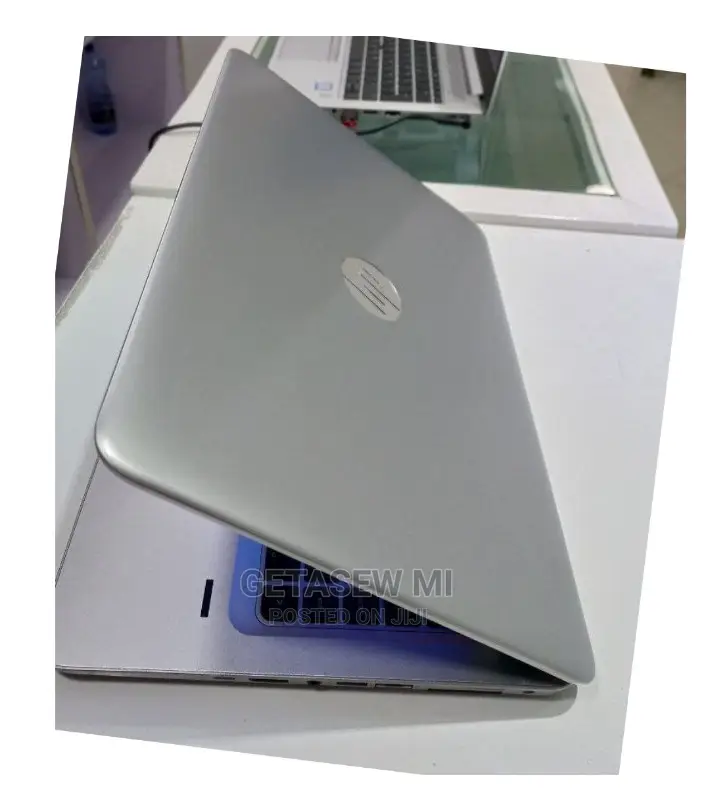 New Laptop HP Stream Notebook 8GB Intel Core I5 HDD 1T