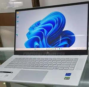 New Laptop HP Envy X2 16GB Intel Core I7 SSD 512GB