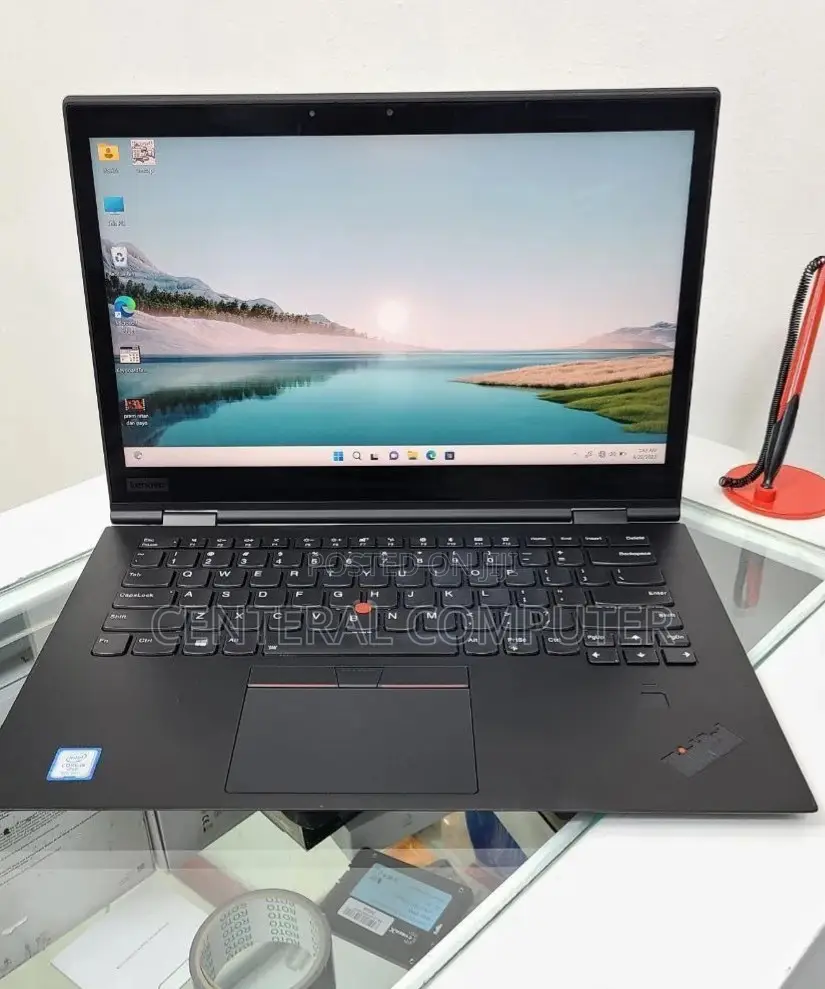 New Laptop Lenovo ThinkPad Yoga 370 8GB Intel Core I5 SSD 512GB