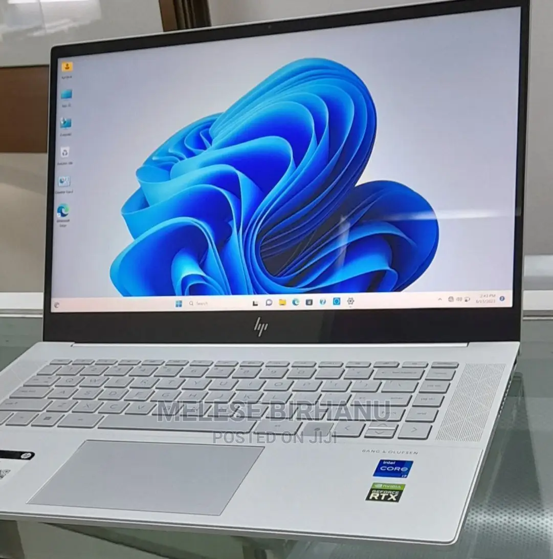 New Laptop HP 16GB Intel Core I7 SSD 1T