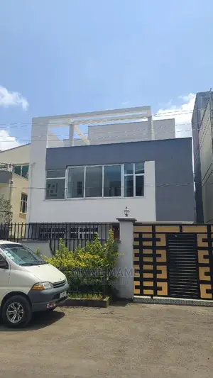 4bdrm House in Addis Abeba, Bole for sale