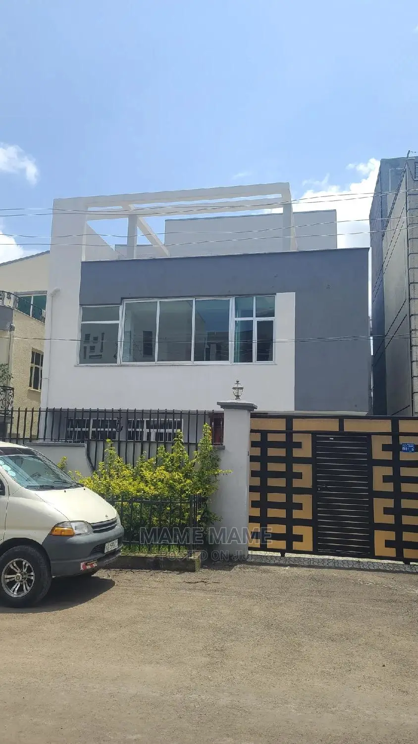 4bdrm House in Addis Abeba, Bole for sale