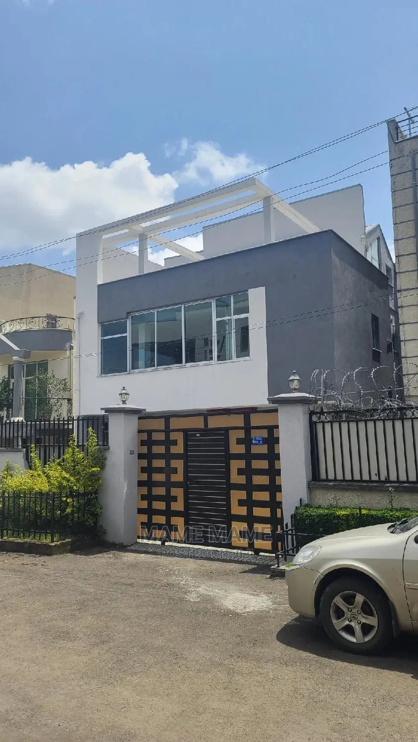 4bdrm House in Addis Abeba, Bole for sale