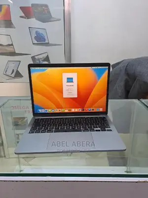 Laptop Apple MacBook Pro 2022 M2 8GB Apple M2 SSD 256GB