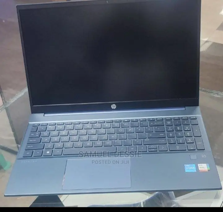 New Laptop HP Pavilion 15 8GB Intel Core I5 SSD 512GB