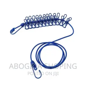Elastic Laundry Rope With 12 Clothespins