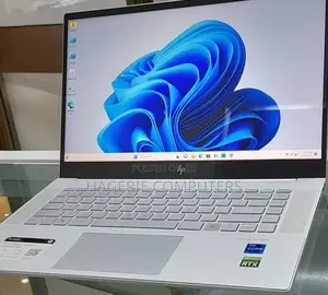 New Laptop HP Envy 14 16GB Intel Core I7 SSD 1T
