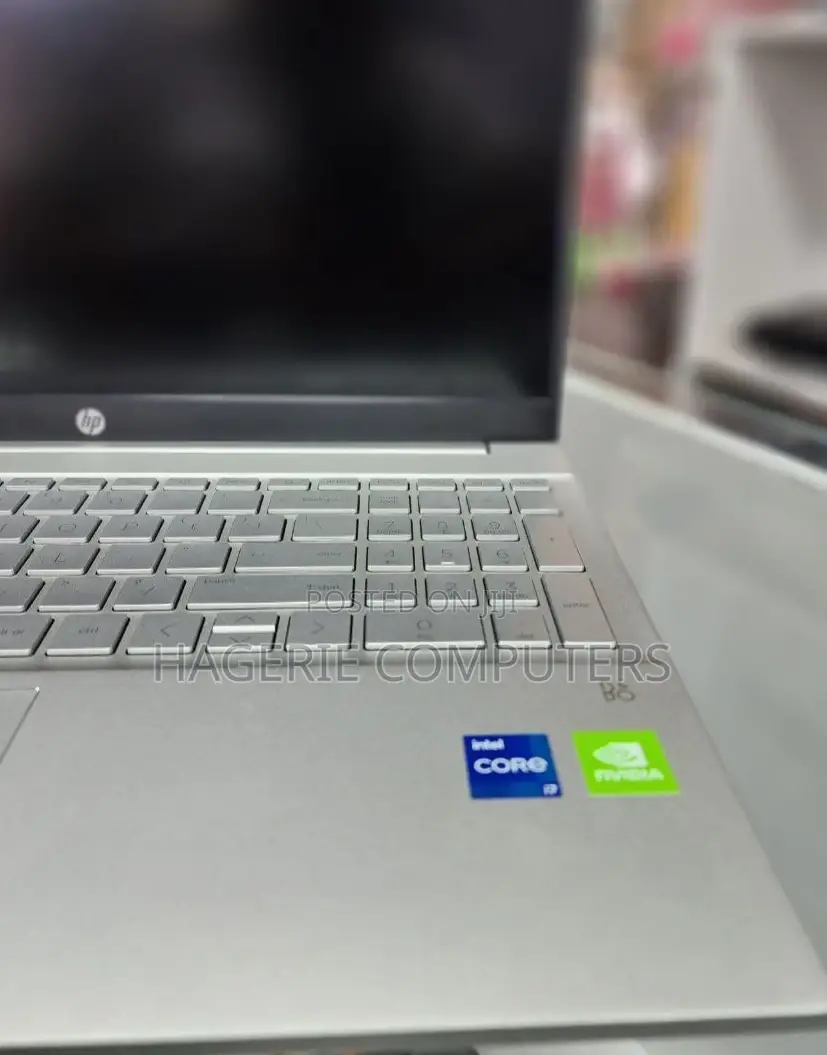 New Laptop HP Pavilion 13 16GB Intel Core I7 SSD 512GB