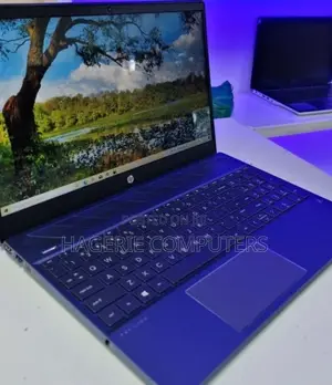 Photo - New Laptop HP Pavilion 17t 8GB AMD Ryzen 5 SSD 512GB