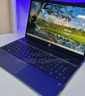 New Laptop HP Pavilion 17t 8GB AMD Ryzen 5 SSD 512GB