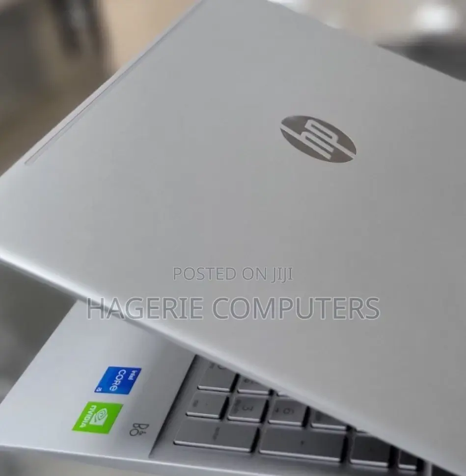 New Laptop HP Pavilion 14-Ce1000 8GB Intel Core I7 SSD 1T