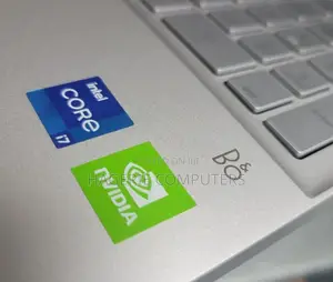 New Laptop HP Pavilion 14-Ce1000 8GB Intel Core I7 SSD 1T