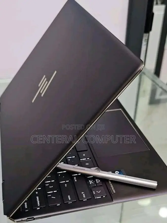 New Laptop HP Spectre X360 13 16GB Intel Core I7 SSD 1T