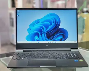 New Laptop HP 8GB Intel Core I5 SSD 512GB