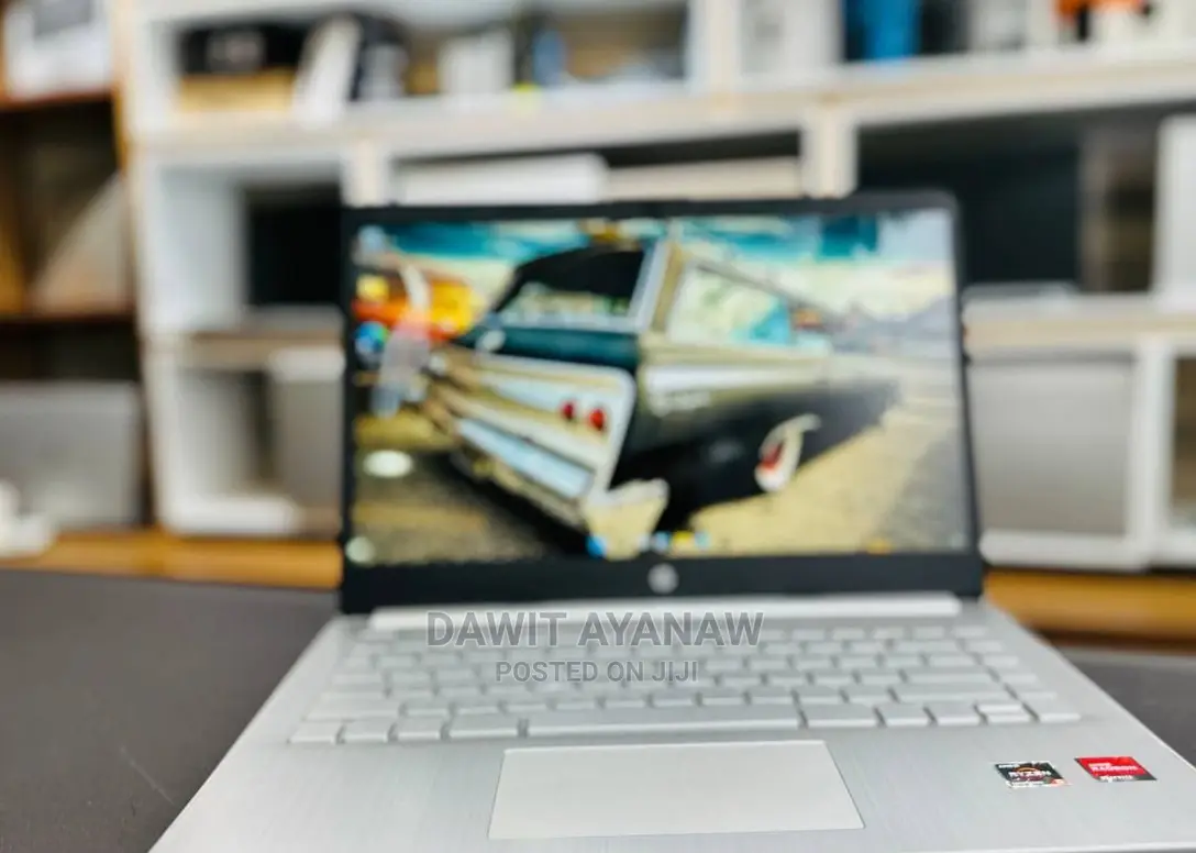 New Laptop HP 8GB AMD Ryzen 5 SSD 512GB