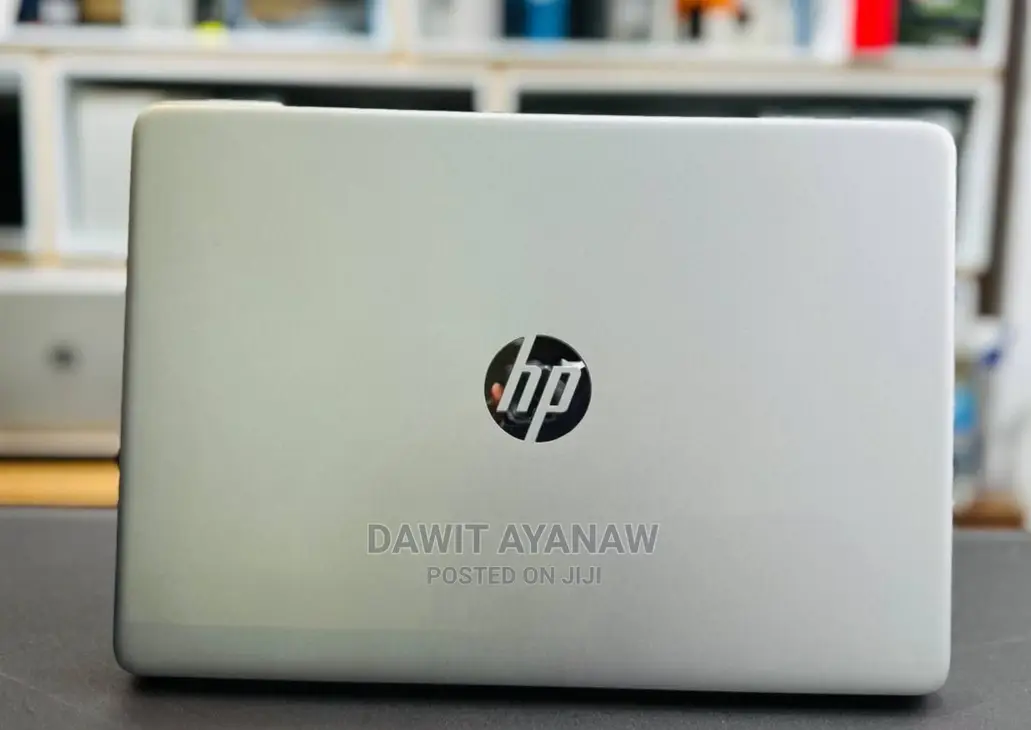New Laptop HP 8GB AMD Ryzen 5 SSD 512GB